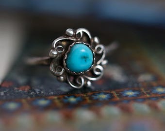 Turquoise Ring Vintage Navajo Turquoise Ring 925 Sterling Silver turquoise Ring Native American Turquoise Ring turquoise flower ring
