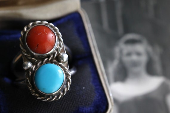 Old Pawn Navajo Turquoise Coral ring Double stone… - image 6