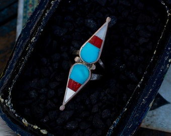 Beautiful multicolor Old Pawn Vintage Zuni Elongated Multi Stone Mosaic Flush inlay Double Teardrop ring sz 8.25