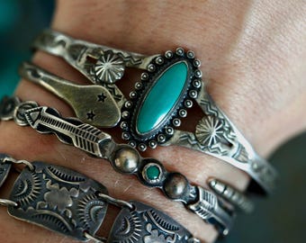 Vintage Old Pawn Fred Harvey Era Turquoise snake Stamped Repousse cuff Navajo turquoise cuff Native American antique Turquoise cuff bracelet