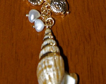 21-24.5" Gold Plated Pearl and Sea Shell Charm Necklace and Pearl Earrings