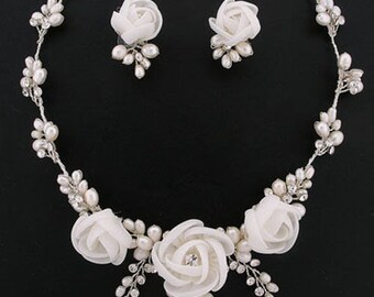 33B nupcial marfil blanco perla, cristal y gasa florecen de vid collar conjunto