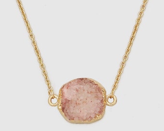 Gold Plated Runde natürliche rosa Druzy Halskette