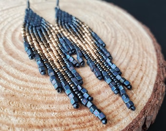 Pendientes con flecos de cuentas de semillas con efecto degradado metálico, Colección Celestial