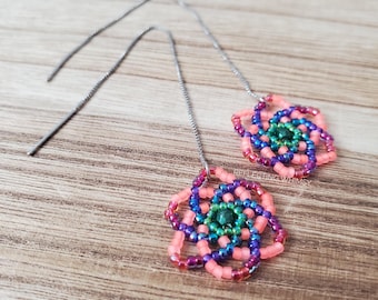 Pendientes colgantes de plata con mandala de remolino naranja neón arcoíris caprichoso
