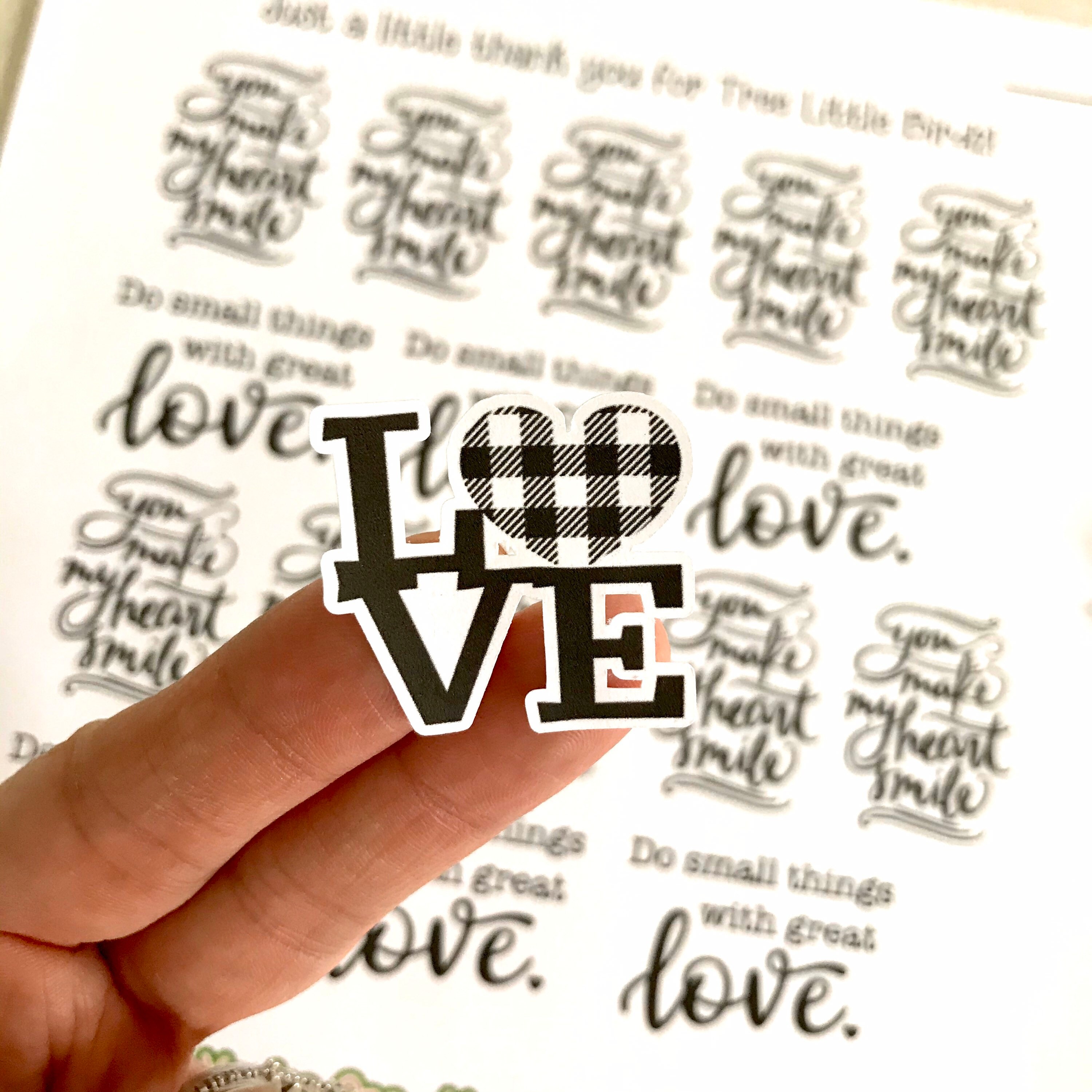 Freebie  Printable Love Stickers – Scrap Booking