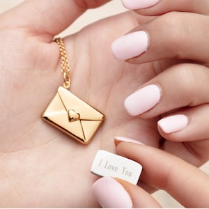 Collar de sobre chapado en oro personalizado con inserto grabado - Mensaje secreto - Carta de amor - Collar de medallón de sobre - Regalo de San Valentín