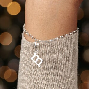 Sterling Silber Anfang Charm Armband - Buchstabe Bettel Armband - personalisierte Armband - Alphabet Charm Armband, Muttertagsgeschenk