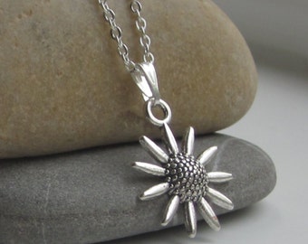 Sunflower necklace, silver necklace, silver flower, uk seller, jewellery uk, silver jewellery