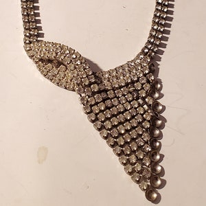 Elegant Silvertone Geometric Rhinestone Choker Necklace