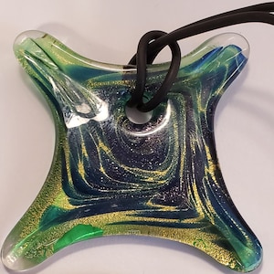 Murano Green Glass Iridescent Gold Swirl Design Pendant Necklace