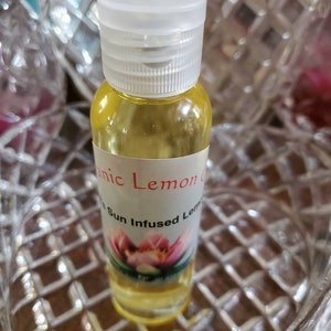 Auset&#39;s Sun Infused Organic Lemon Face Body Oil 4oz