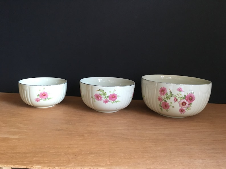 Hall Mums Bowls / Set of 3 Mixing Bowls / Superior Quality Etsy