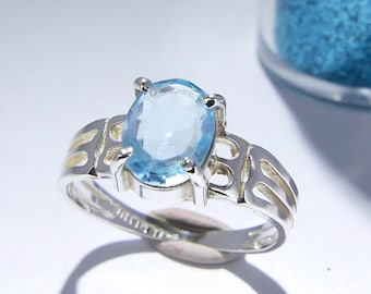Blue Topaz Ring, "Lace" Silver Band, Pale Sky Ice Blue, Faceted Oval Genuine Gemstone, Sterling Silver Stacking Solitaire Ring, Size 6 1/4