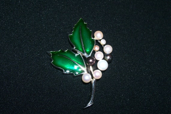 Vintage Sterling Silver Holly Green Enamel and Fr… - image 2