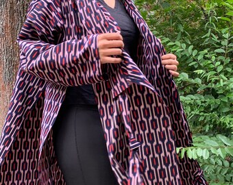 Zijden Kimono, Zijden Jas, Silk Duster, Zijden Gewaad, Kimono Up cyclus, Comic con, Japanse Kunst, Art to Wear, Ikat Kimono, Event Wear, One-Size