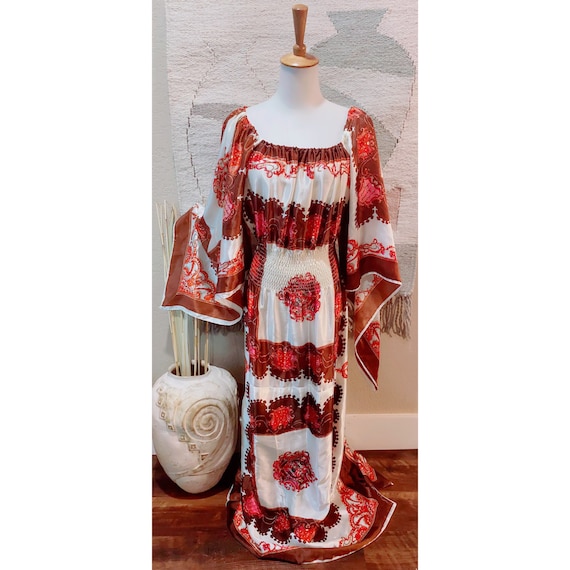 Vintage 70s Silk paisley angel sleeve bohemian cre