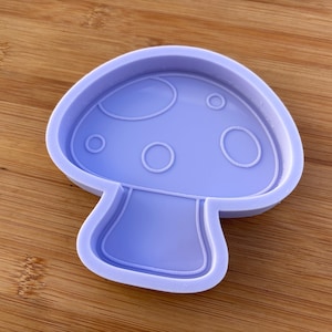 Toadstool Silicone Mold, Food Safe Silicone Rubber Mould for resin polymer clay chocolate soap embed wax fondant candy jewelry making