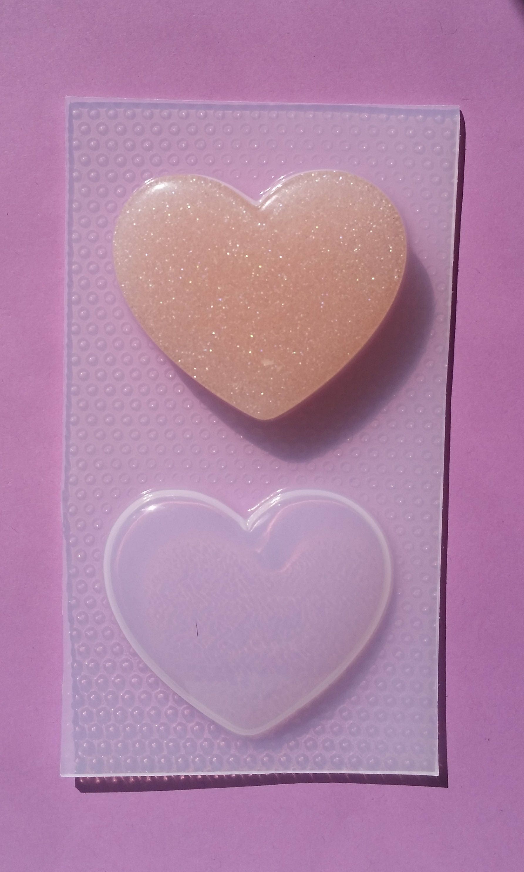 Tiny Flat and Puffy Heart Silicone Mold (12 Cavity) | Resin Shaker Bit  Mould | Kawaii Resin Jewelry DIY | Valentine's Day Craft Supplies