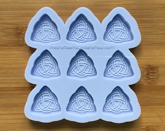 Stampo in silicone Trinity Knot, stampo in gomma siliconica per alimenti per la creazione di gioielli in resina, argilla polimerica, cioccolato, sapone, cera, fondente, caramelle