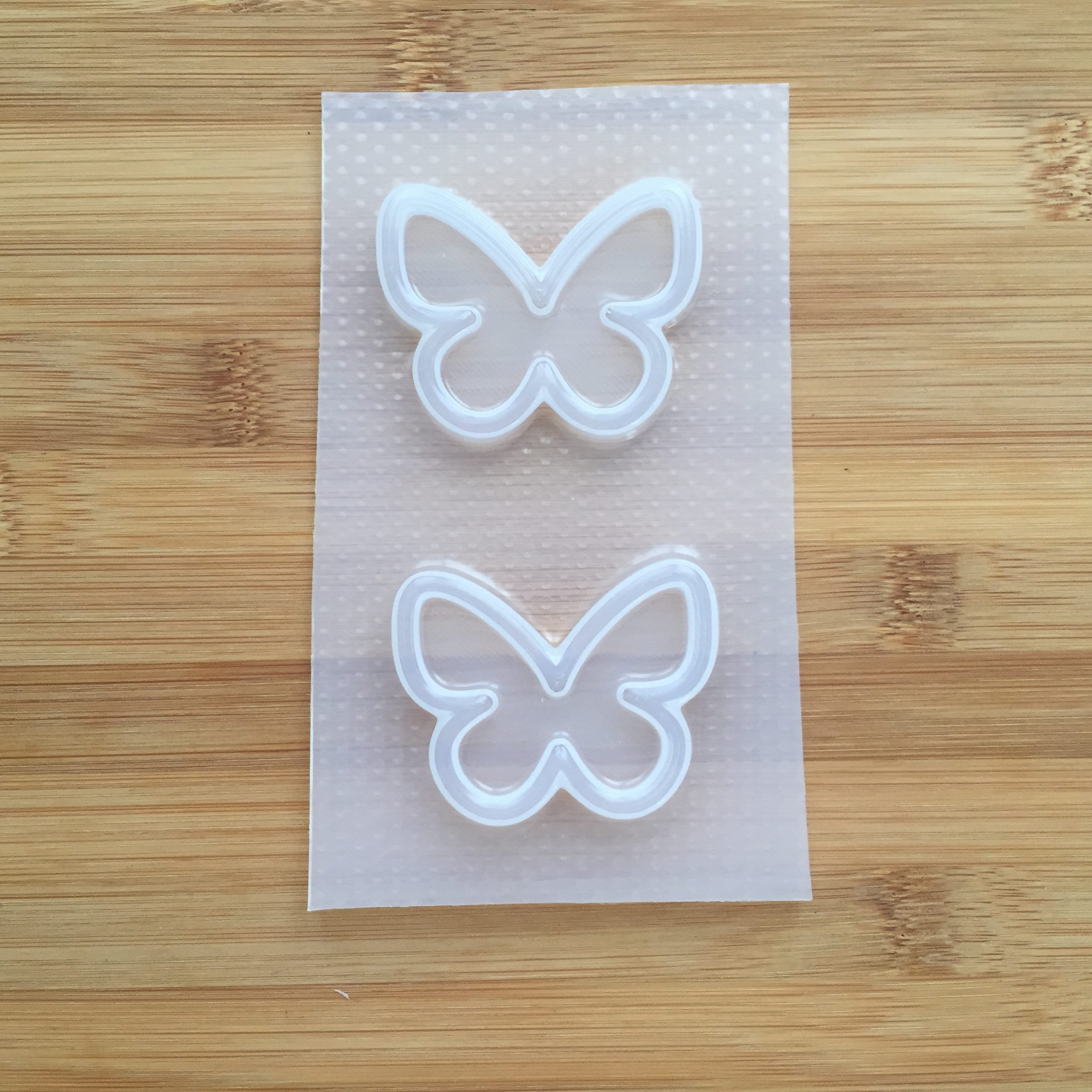 Stouge 2 Pcs Butterfly Mold Silicone Butterfly Shape Butterfly Ice Cub —  CHIMIYA