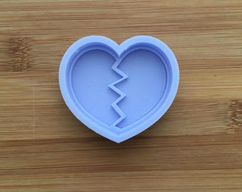 2" Broken Heart Silicone Mold