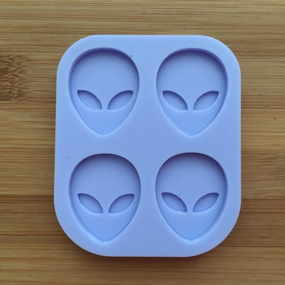 Alien Head Silicone Mold, Food Safe Silicone Rubber for Resin Polymer Clay  Chocolate Soap Wax Fondant Candy, Oven Safe Mould, Jewelry Making 