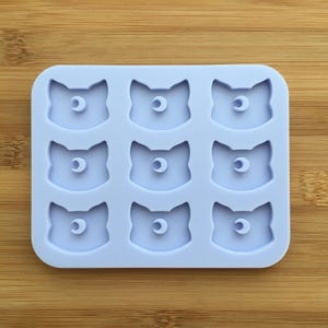 Moon Cat Silicone Mold, Food Safe Silicone Rubber Mould for resin polymer clay chocolate soap wax fondant candy jewelry crescent