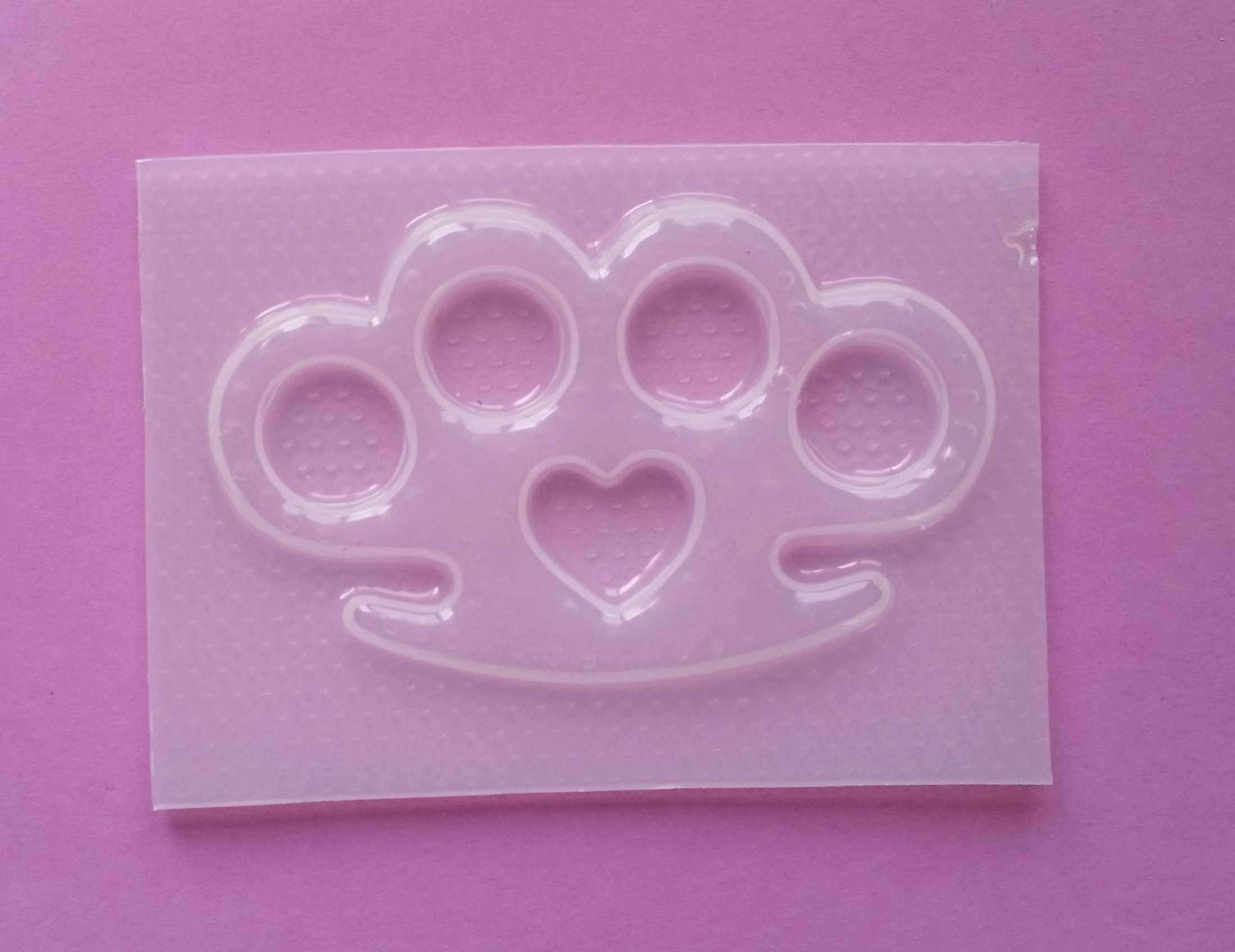 Knuckle Dusters Silicone Mold for Resin Craft (4 Cavity), Self Defens, MiniatureSweet, Kawaii Resin Crafts, Decoden Cabochons Supplies