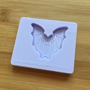 Flying Bat Silicone Mold, Food Safe Silicone Rubber Mould for resin polymer clay chocolate soap wax fondant candy jewelry making cupcake