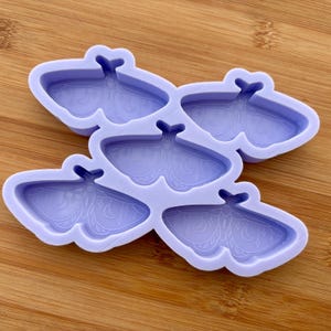 Moth Silicone Mold, Food Safe Silicone Rubber Mould for resin polymer clay chocolate soap embed wax fondant candy jewelry making