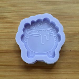 Cauldron Silicone Mold, Food Safe Silicone Rubber Mould for resin polymer clay chocolate soap wax fondant candy jewelry making freshies