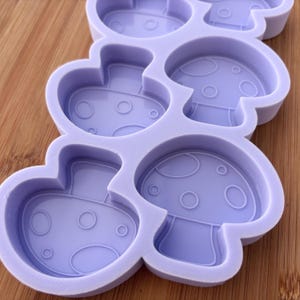 Toadstool Silicone Mold, Food Safe Silicone Rubber Mould for resin polymer clay chocolate soap embed wax fondant candy jewelry making