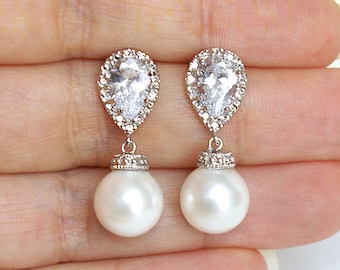 Pearl bridal earrings, Classic wedding jewelry, White round pearl drop earrings with Cubic Zirconia 925 sterling silver posts silver dangle