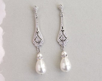 boucles d'oreilles de mariée de style vintage, boucles d'oreilles longues en perles Swarovski, bijoux de mariage Old Hollywood, boucles d'oreilles pendantes en cristal argenté Art déco