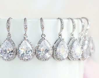 Bridesmaid earrings set of 5 4 3 set of 6 7 8 9 Wedding Earrings Bridesmaid gift Zirconia Large teardrop crystal clear Earrings personalized