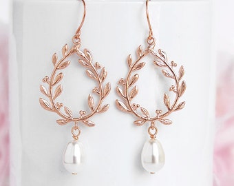 Boucles d’oreilles en couronne de laurier en or rose, boucles d’oreilles en perles de mariage en or rose, boucles d’oreilles en feuille de feuille de feuille d’or rose, bijoux de mariage en or rose