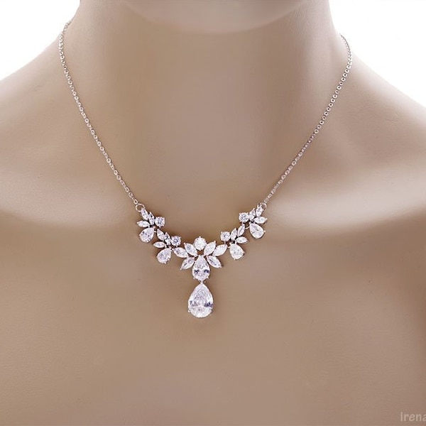 Crystal wedding necklace, CZ bridal necklace, Teardrop Zircon pendant, Silver bridal jewelry, Marquise cut leaf necklace Cubic Zirconia