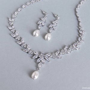 Bridal jewelry set, CZ Crystal bridal set, Wedding necklace and earrings set, Swarovski pearl Y necklace and dangle earrings Wedding jewelry image 1