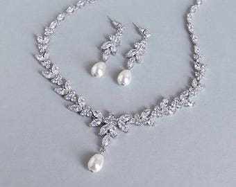 Brautschmuck Set, CZ Kristall Braut Set, Hochzeit Halskette und Ohrringe Set, Swarovski Perle Y Halskette und baumeln Ohrringe Hochzeit Schmuck