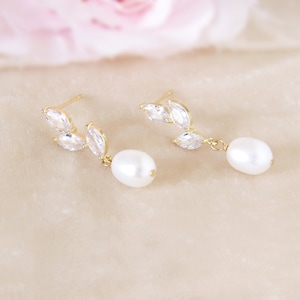Bridal pearl earrings, Rose gold drop earrings, Crystal earrings, Wedding pearl earrings, Freshwater pearl drop earrings, Real pearl earring zdjęcie 4