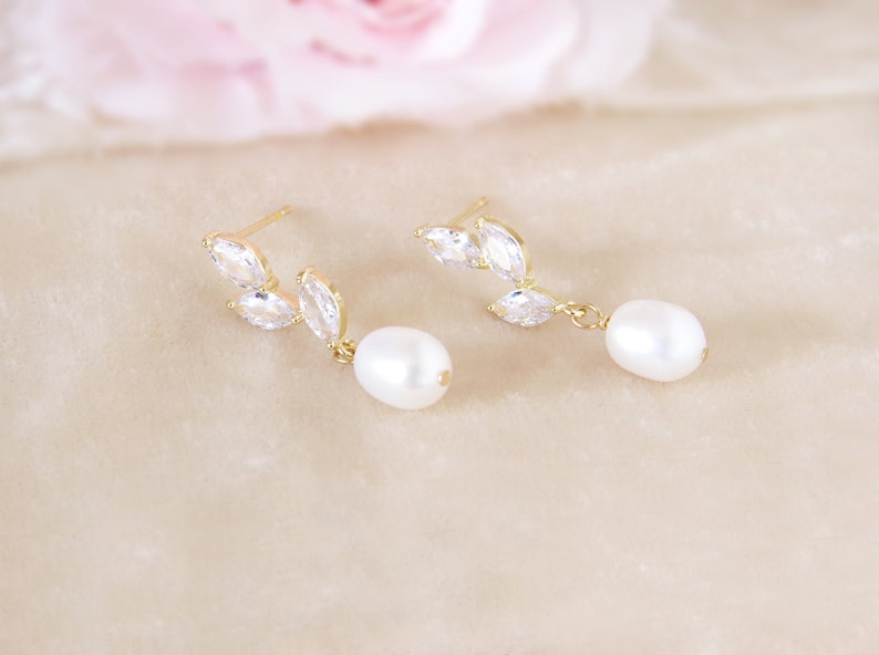 Bridal pearl earrings, Rose gold drop earrings, Crystal earrings, Wedding pearl earrings, Freshwater pearl drop earrings, Real pearl earring zdjęcie 4