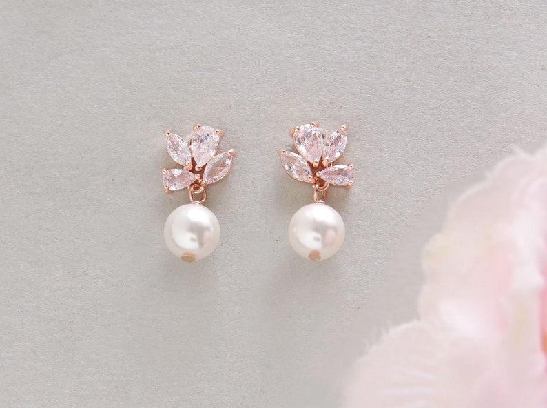 Boucles d'oreilles de mariée LEA, boucles d'oreilles en or rose, boucles d'oreilles de mariée, boucles d'oreilles en cristal, boucles d'oreilles de mariage en perles, boucles d'oreilles pendantes en perles image 5