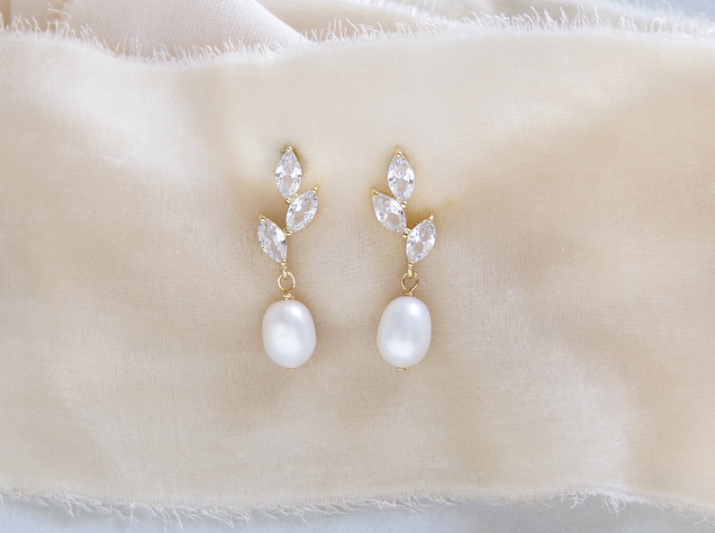Bridal pearl earrings, Rose gold drop earrings, Crystal earrings, Wedding pearl earrings, Freshwater pearl drop earrings, Real pearl earring zdjęcie 7