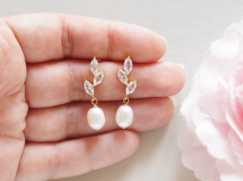 Bridal pearl earrings, Rose gold drop earrings, Crystal earrings, Wedding pearl earrings, Freshwater pearl drop earrings, Real pearl earring zdjęcie 1