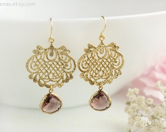 Gold plum earrings dangle, Filigree gold earrings metal lace, burgundy victorian style, plum and gold chandelier earrings, lace jewelry