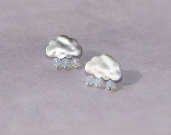 Cloud earrings, rain earrings with three drops, raindrops earring in silver, silver stud earrings, white opal earrings, Small post earrings