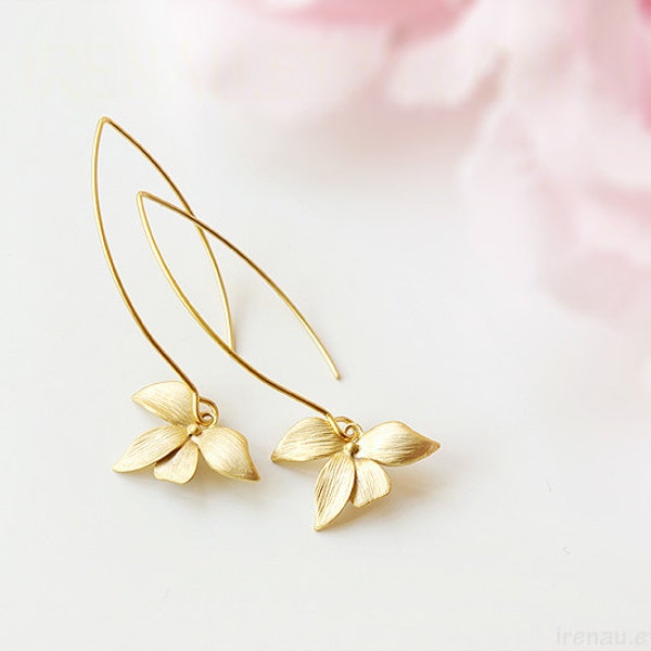 Boucles d'oreilles orchidée or longues boucles d'oreilles fleur pendantes, boucles d'oreilles modernes de tous les jours, boucles d'oreilles fleur d'or, boucles d'oreilles simples de tous les jours cadeau de Noël