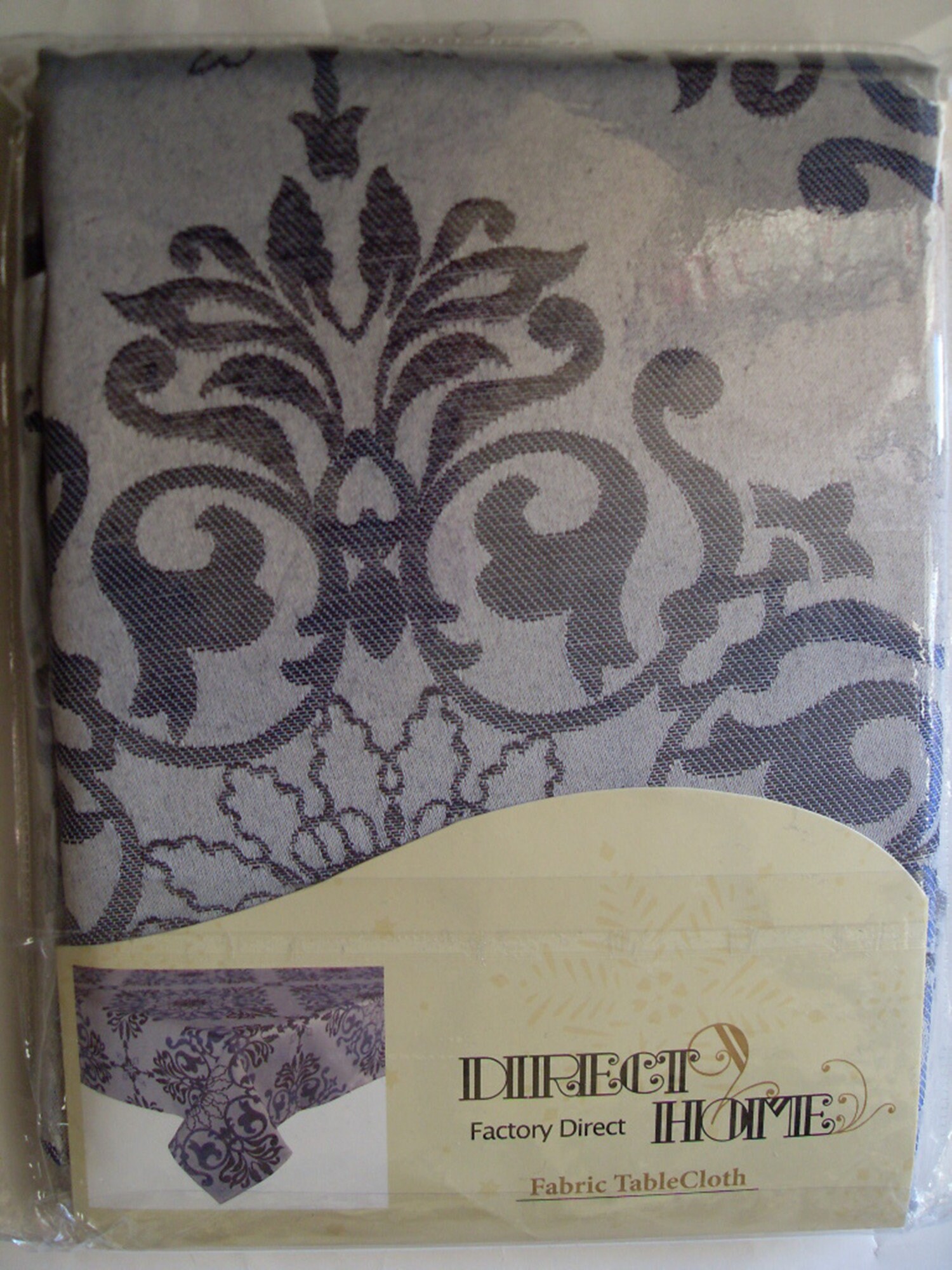 Elegance Jacquard Fabric Holiday Table Cover Polyester Textured