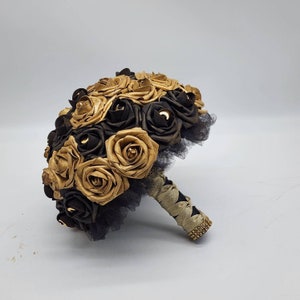 Ramo de luna negra y dorada, ramo negro, ramo gótico, gótico, ramo de dama de honor, ramilletes, boutonnieres, celestial, disponible en 27 colores